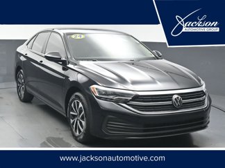 Used 2024 Volkswagen Jetta S image 1