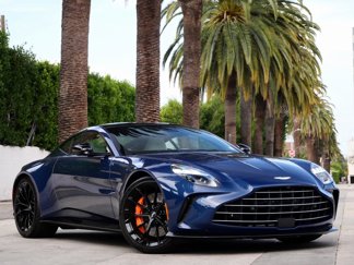 Used 2025 Aston Martin V8 Vantage Coupe image 1