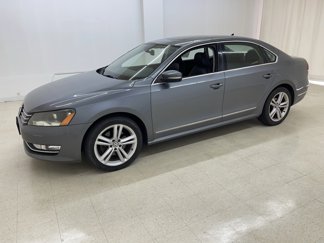 Used 2013 Volkswagen Passat TDI SEL Premium image 1