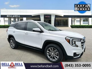 Used 2022 GMC Terrain SLT image 1