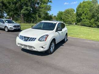 Used 2015 Nissan Rogue S w/ Convenience Package image 1