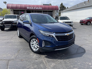 Used 2022 Chevrolet Equinox LT image 1