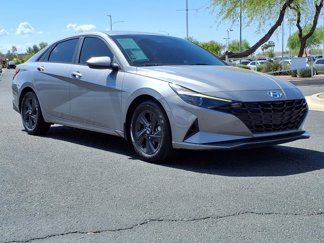 Used 2023 Hyundai Elantra SEL image 1