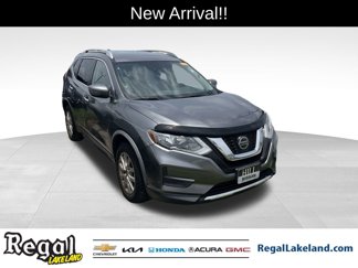 Used 2020 Nissan Rogue SV image 1