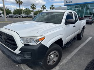 Used 2019 Toyota Tacoma SR image 1