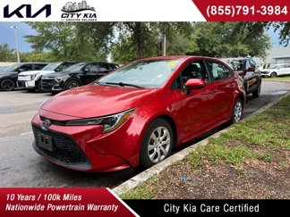 Used 2020 Toyota Corolla LE image 1