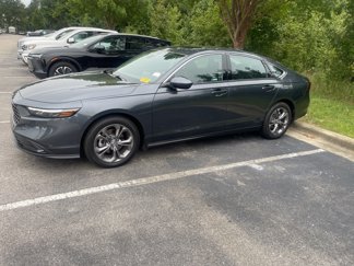 Used 2024 Honda Accord EX image 1