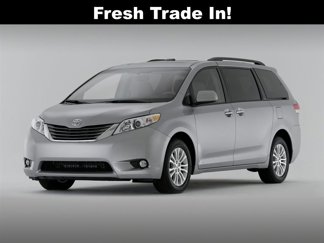 Used 2013 Toyota Sienna LE image 1