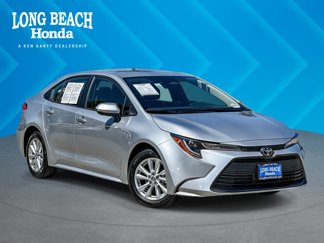 Used 2025 Toyota Corolla LE image 1