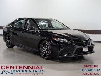 Used 2022 Toyota Camry SE image 1