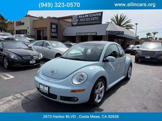 Used 2010 Volkswagen Beetle Coupe image 1
