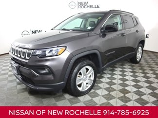 Used 2022 Jeep Compass Latitude image 1
