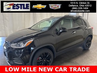 Used 2019 Chevrolet Trax LT w/ Sun & Sound Package image 1