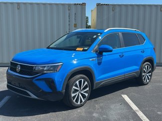 Used 2022 Volkswagen Taos SE w/ Panoramic Sunroof Package image 1