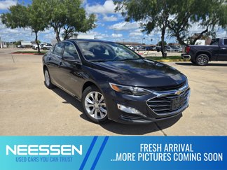 Used 2023 Chevrolet Malibu LT image 1