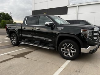 Used 2024 GMC Sierra 1500 SLT w/ SLT Premium Plus Package image 1