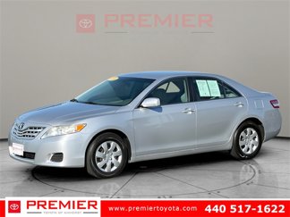 Used 2010 Toyota Camry LE image 1