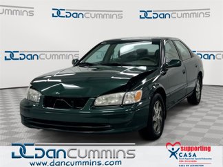 Used 2000 Toyota Camry LE image 1