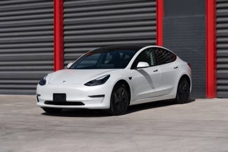 Used 2021 Tesla Model 3 Standard Range Plus image 1