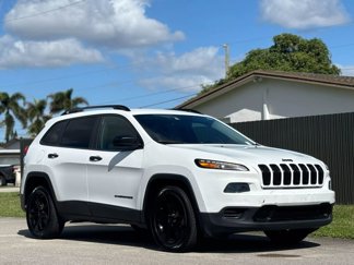 Used 2016 Jeep Cherokee Sport image 1