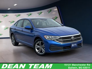 Certified 2024 Volkswagen Jetta SE image 1