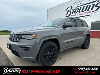 Used 2021 Jeep Grand Cherokee Laredo X image 1