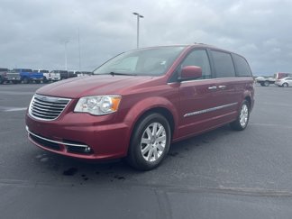Used 2016 Chrysler Town & Country Touring w/ Driver Convenience Group image 1