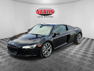 Used 2012 Audi R8 V10 w/ Enhanced Leather Pkg image 1
