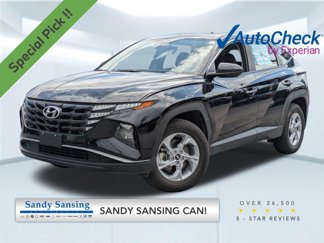 Used 2023 Hyundai Tucson SE image 1