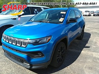 Used 2022 Jeep Compass Latitude image 1