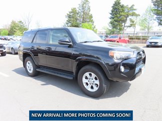 Used 2015 Toyota 4Runner SR5 image 1