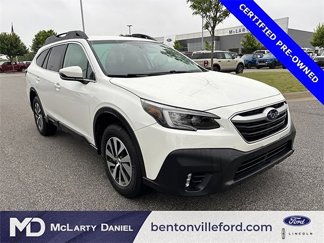 Used 2022 Subaru Outback Premium image 1