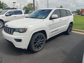Used 2019 Jeep Grand Cherokee Altitude image 1
