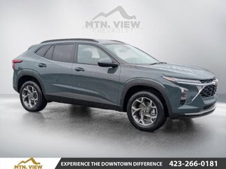 New 2025 Chevrolet Trax LT w/ Driver Confidence Package image 1