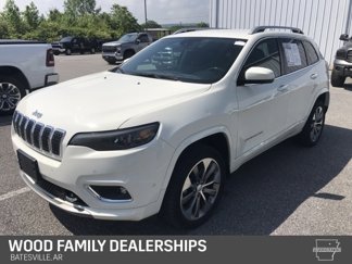 Used 2019 Jeep Cherokee Overland w/ Technology Group image 1
