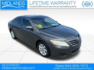 Used 2011 Toyota Camry LE image 1