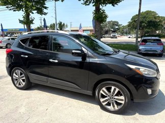 Used 2014 Hyundai Tucson Limited w/ Technology Package 02 image 1