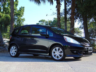 Used 2010 Honda Fit Sport image 1