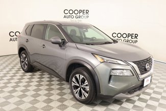 Used 2023 Nissan Rogue SV image 1