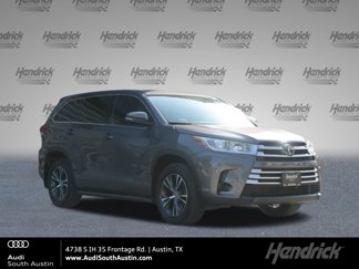 Used 2018 Toyota Highlander Plus image 1