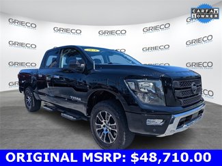 Used 2021 Nissan Titan SV w/ SV Convenience Package image 1