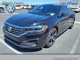 Used 2021 Volkswagen Passat 2.0T R-Line image 1
