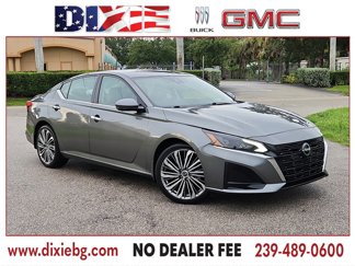 Used 2023 Nissan Altima 2.5 SL image 1