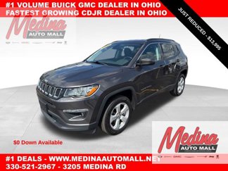 Used 2018 Jeep Compass Latitude image 1