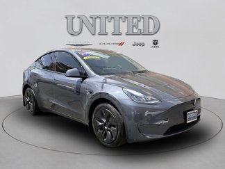 Used 2023 Tesla Model Y Long Range image 1