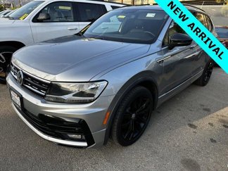 Used 2020 Volkswagen Tiguan SE R-Line image 1