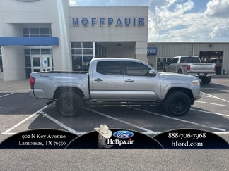 Used 2020 Toyota Tacoma SR5 image 1