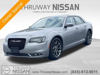Used 2017 Chrysler 300 S image 1