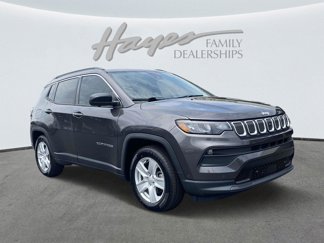 Certified 2022 Jeep Compass Latitude w/ Convenience Group image 1