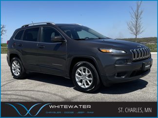 Used 2016 Jeep Cherokee Latitude w/ Cold Weather Group image 1